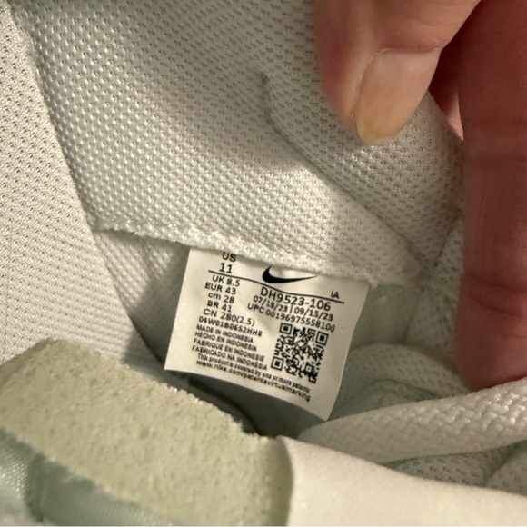 Nike Women’s Waffle Debut - Picture 5 of 5